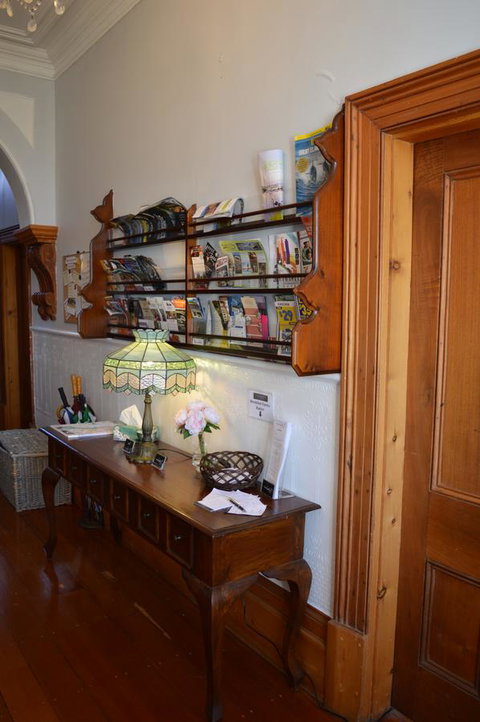 The Dragonfly Inn - Tourism TAS 38
