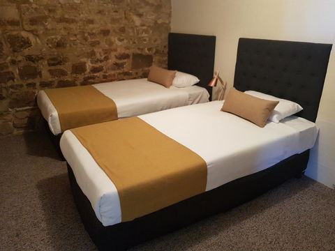 The Richmond Arms Hotel - Tourism TAS 8