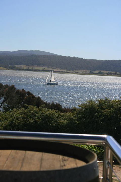 Amble\'a\'While On Tamar - Hobart Tourism 28