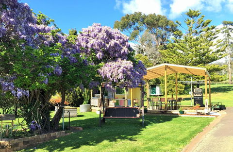 Amble\'a\'While On Tamar - Hobart Tourism 6