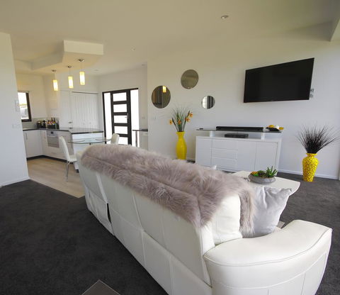 Horizon Deluxe Apartments - Tourism TAS 2