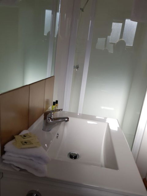 Blue Seas Holiday Villas - Tourism TAS 18