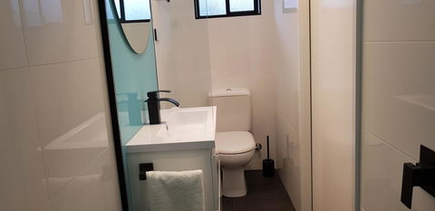 Blue Seas Holiday Villas - Tourism TAS 13