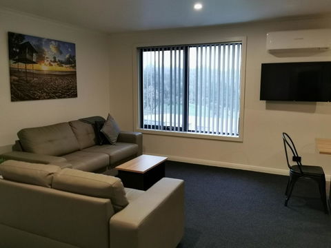 Youngtown Executive Apartments - 2BR Included, Free Parking & Wifi, Sofa Bed & Cot Fee Applies - Tourism TAS 3