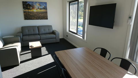 Youngtown Executive Apartments - 2BR Included, Free Parking & Wifi, Sofa Bed & Cot Fee Applies - Tourism TAS 5