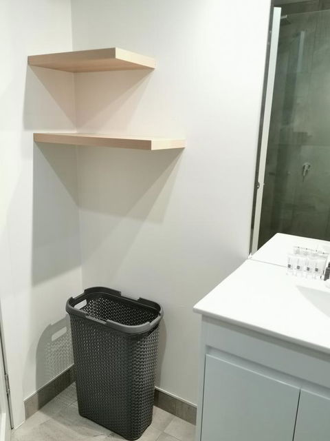 Youngtown Executive Apartments - 2BR Included, Free Parking & Wifi, Sofa Bed & Cot Fee Applies - Tourism TAS 25