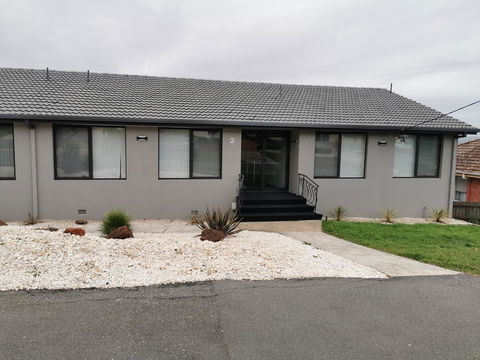 Youngtown Executive Apartments - 2BR Included, Free Parking & Wifi, Sofa Bed & Cot Fee Applies - Tourism TAS 17