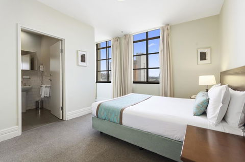 Launceston Central Apartment Hotel Official - Tourism TAS 5