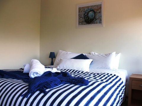 Freycinet Sanctuary 5 - Tourism TAS 6