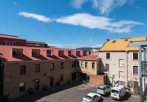 Sullivans Cove Apartments - Hobart Tourism 8
