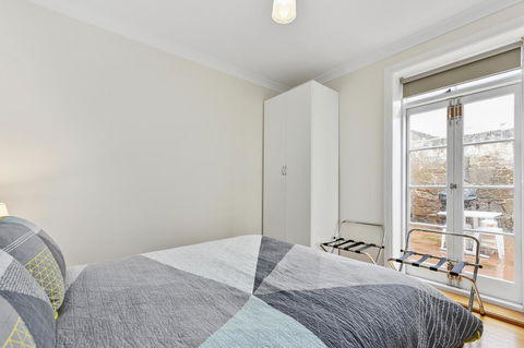 Trinity Hill Apartments - Hobart Tourism 4