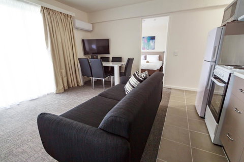 Adina Place Motel Apartments - Tourism TAS 6