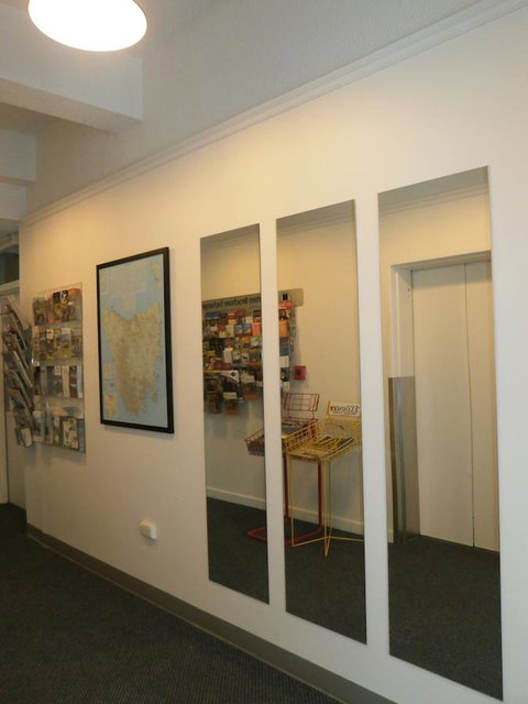 Adina Place Motel Apartments - Tourism TAS 23