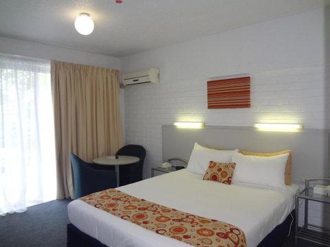 Adina Place Motel Apartments - Tourism TAS 17