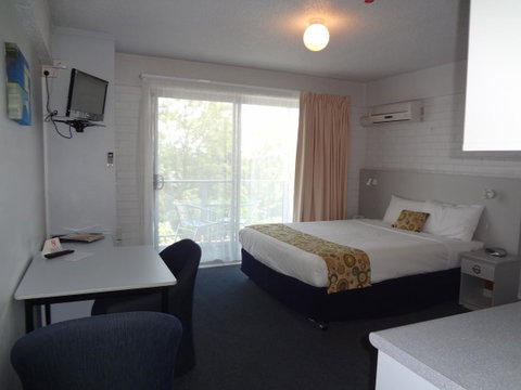 Adina Place Motel Apartments - Tourism TAS 30