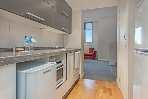 Mantra One Sandy Bay Road - Hobart Tourism 5