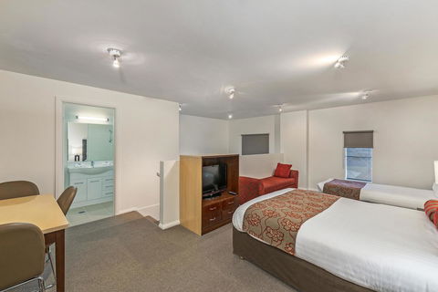 Mantra One Sandy Bay Road - Hobart Tourism 17