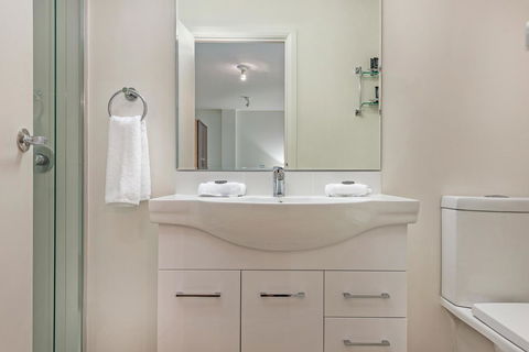 Mantra One Sandy Bay Road - Hobart Tourism 15