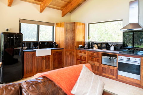 Adventure Bay Retreat Bruny Island - Tourism TAS 21