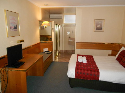Commodore Regent - Tourism TAS 30