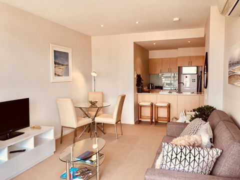 Hobart Inner City Apartment - Hobart Tourism 1
