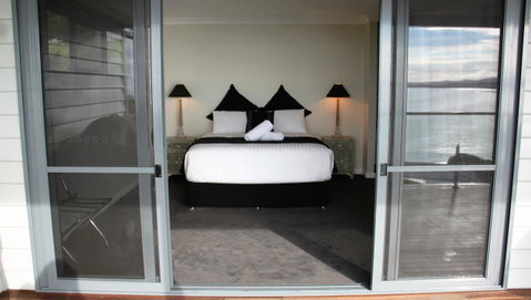 SEA EAGLE COTTAGE Amazing Views Of Bay Of Fires - Tourism TAS 8