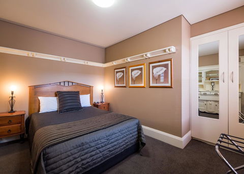 Graham Apartments - Hobart Tourism 39