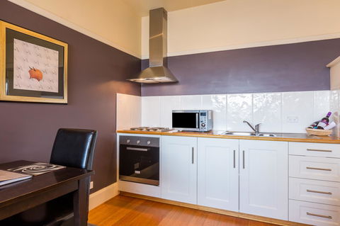 Graham Apartments - Hobart Tourism 37