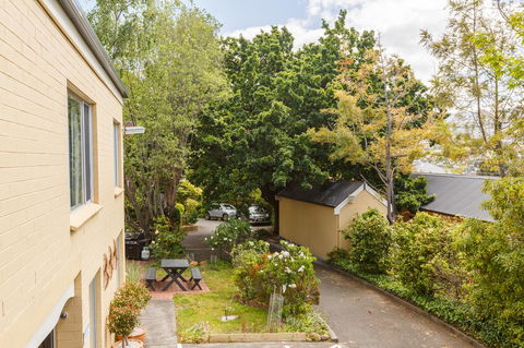 Graham Apartments - Hobart Tourism 5