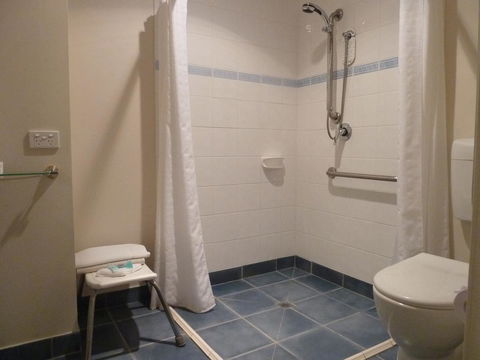 Mayfair Plaza Motel And Apartments - Tourism TAS 15