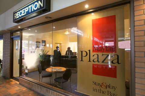 Mayfair Plaza Motel And Apartments - Tourism TAS 16