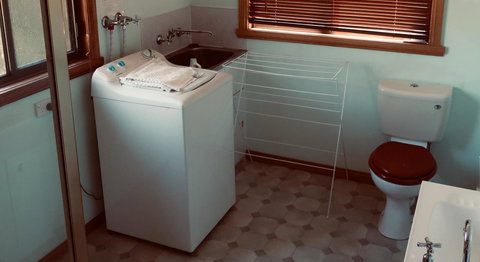 Cherry Top Farmstay - Boutique Eco Village - Hobart Tourism 12