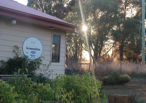 Cherry Top Farmstay - Boutique Eco Village - Hobart Tourism 6