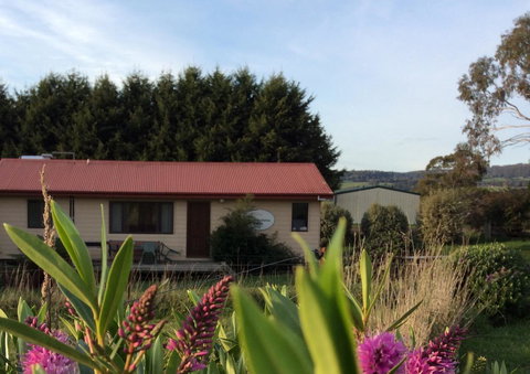 Cherry Top Farmstay - Boutique Eco Village - Hobart Tourism 22