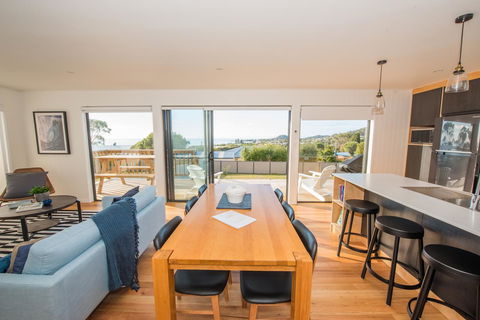 Beach House XIV - Hobart Tourism 6