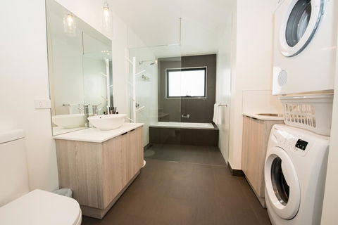 Beach House XIV - Hobart Tourism 12