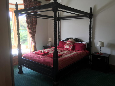 Kerrellie Cottages 2, 4 & 8 Reid Street - Tourism TAS 23