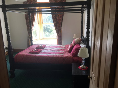 Kerrellie Cottages 2, 4 & 8 Reid Street - Tourism TAS 13