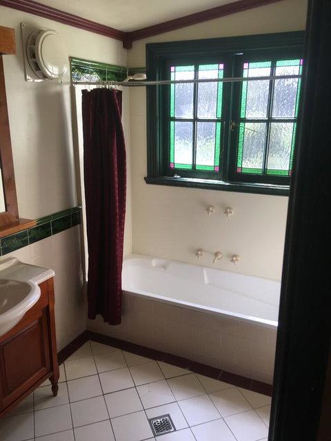 Kerrellie Cottages 2, 4 & 8 Reid Street - Tourism TAS 19