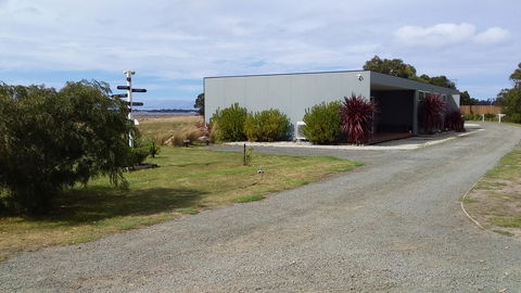 Pelican Point Sanctuary - Tourism TAS 10