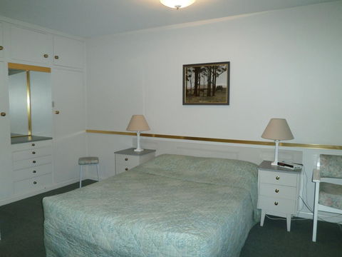Parklane Motel - Hobart Tourism 38