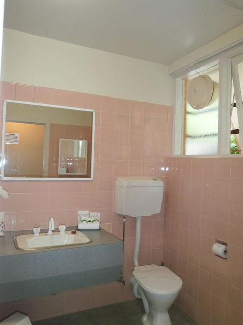 Parklane Motel - Hobart Tourism 41