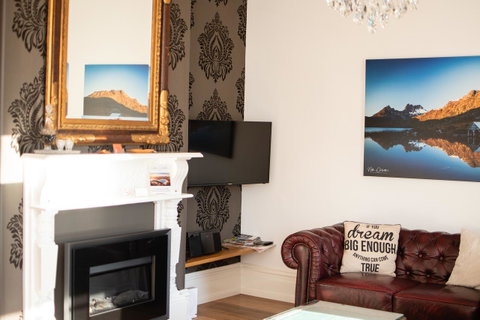Sanctum Boutique Apartments - Tourism TAS 33