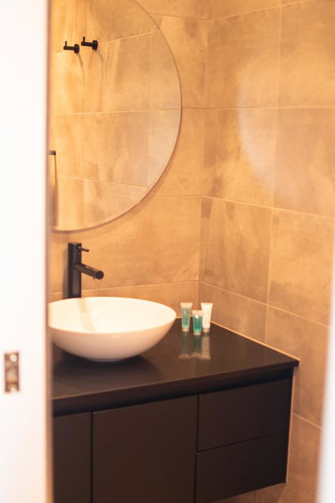 Sanctum Boutique Apartments - Tourism TAS 22
