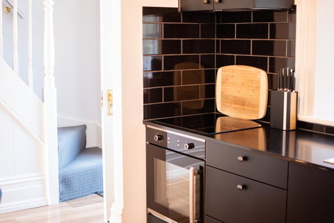 Sanctum Boutique Apartments - Tourism TAS 26