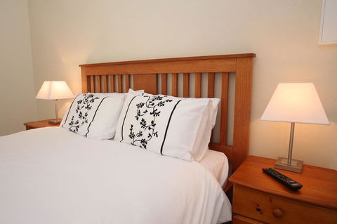 Richmond Coachmans Rest - Tourism TAS 12