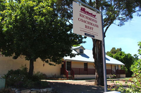 Richmond Coachmans Rest - Tourism TAS 10