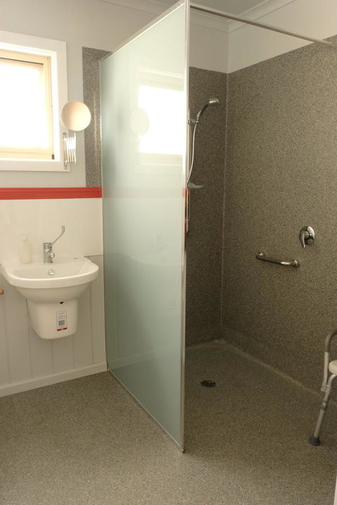 The Crays Accommodation - Tourism TAS 18