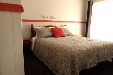 The Crays Accommodation - Tourism TAS 20