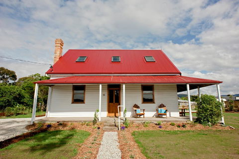 The Holiday Home People - Hobart Tourism 18